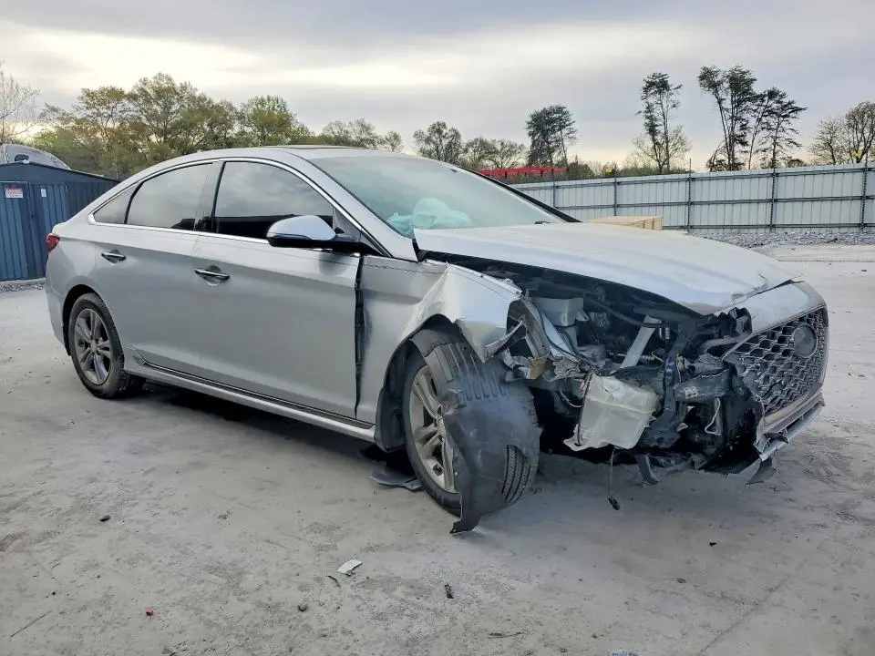 2018 HYUNDAI SONATA SPORT  
