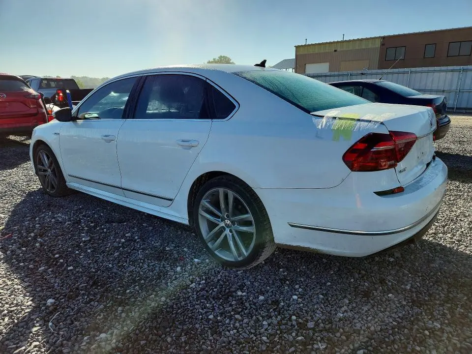 2017 VOLKSWAGEN PASSAT R-LINE  