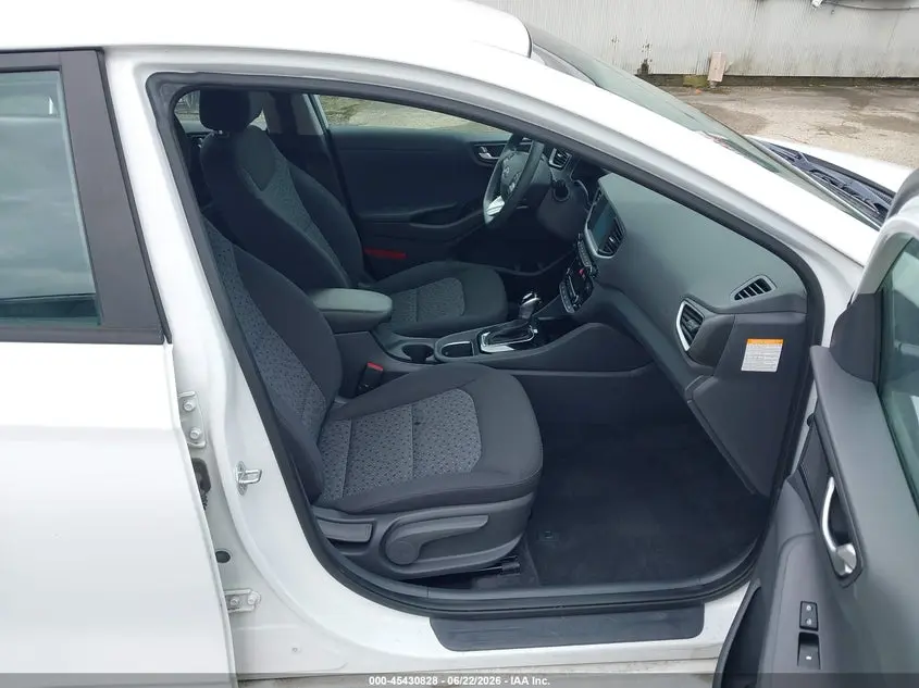 2019 HYUNDAI IONIQ HYBRID BLUE