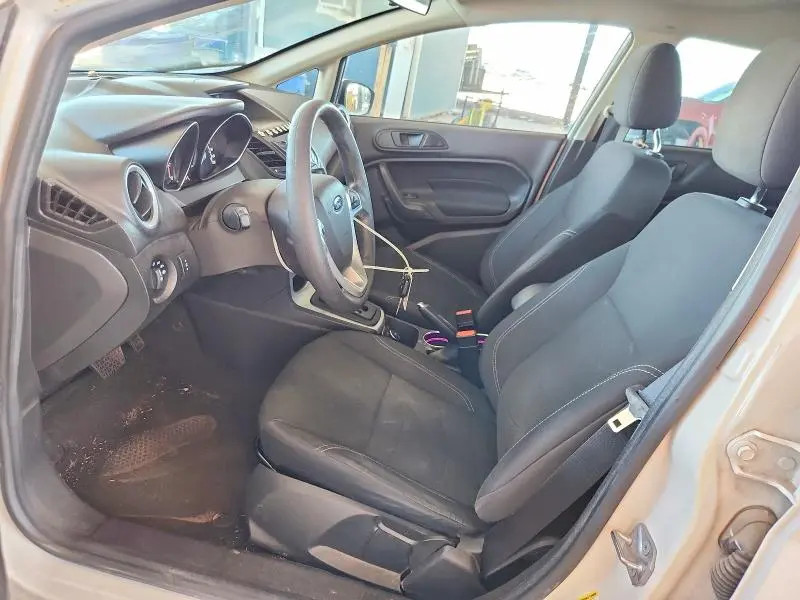 2018 FORD FIESTA SE  