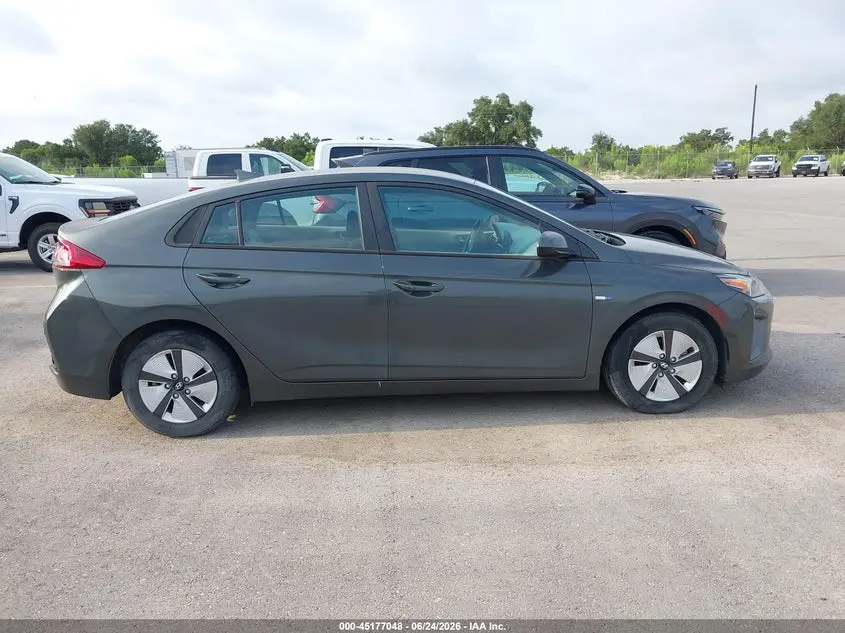 2020 HYUNDAI IONIQ HYBRID BLUE