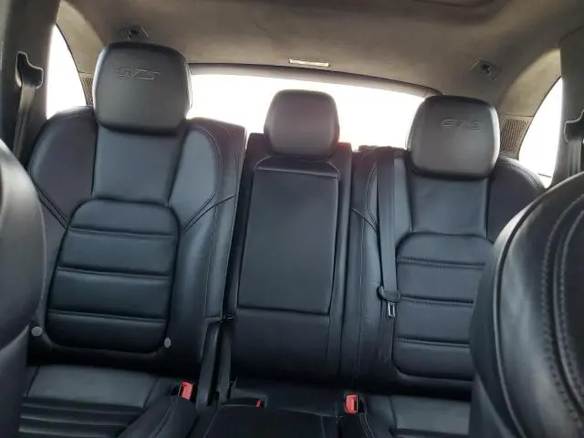 2016 PORSCHE CAYENNE GTS  
