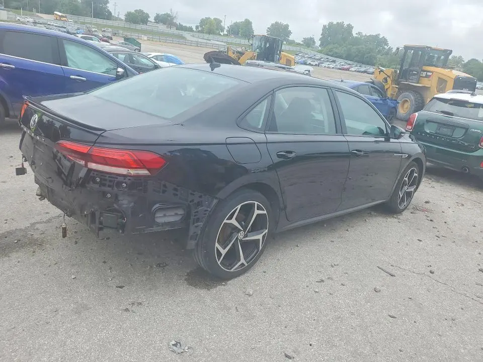 2020 VOLKSWAGEN PASSAT R-LINE  