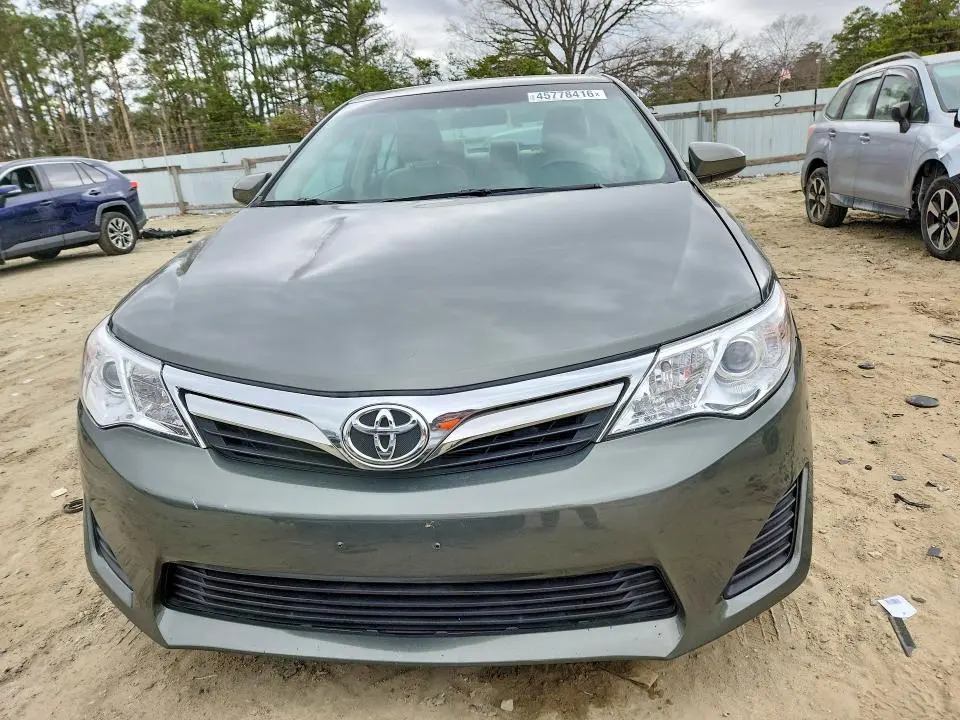 2013 TOYOTA CAMRY LE  