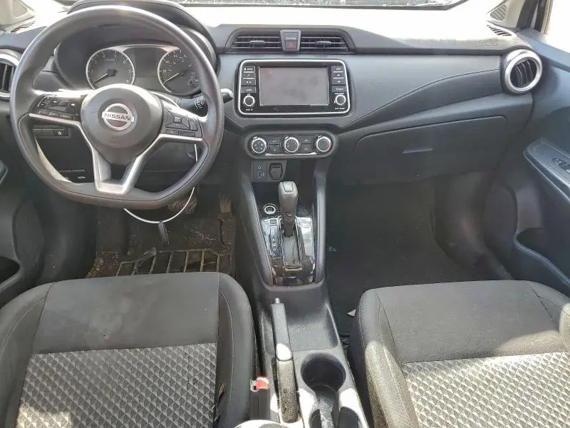 2021 NISSAN VERSA S  