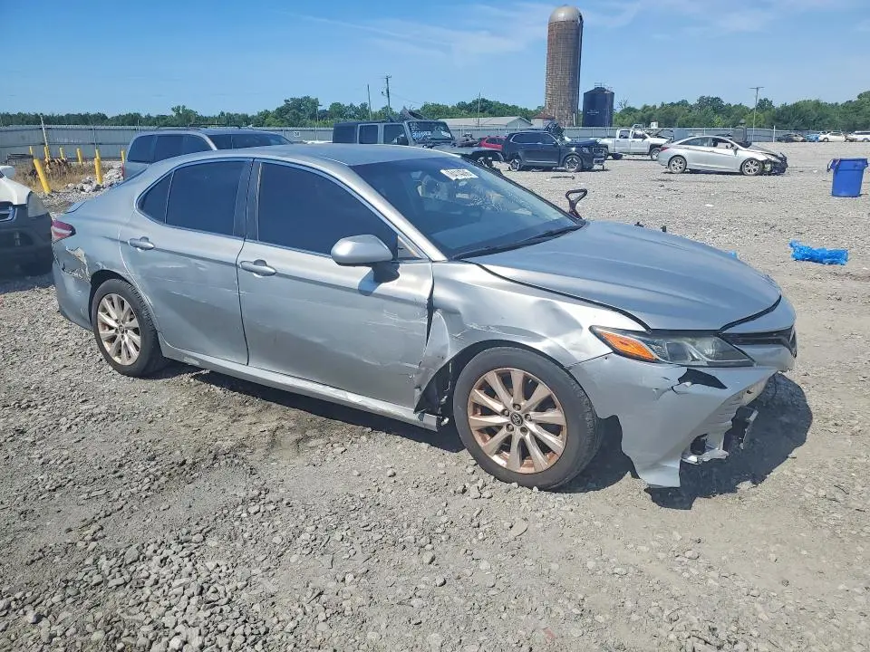 2018 TOYOTA CAMRY LE  