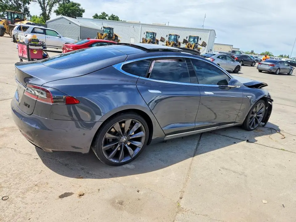 2016 TESLA MODEL S   