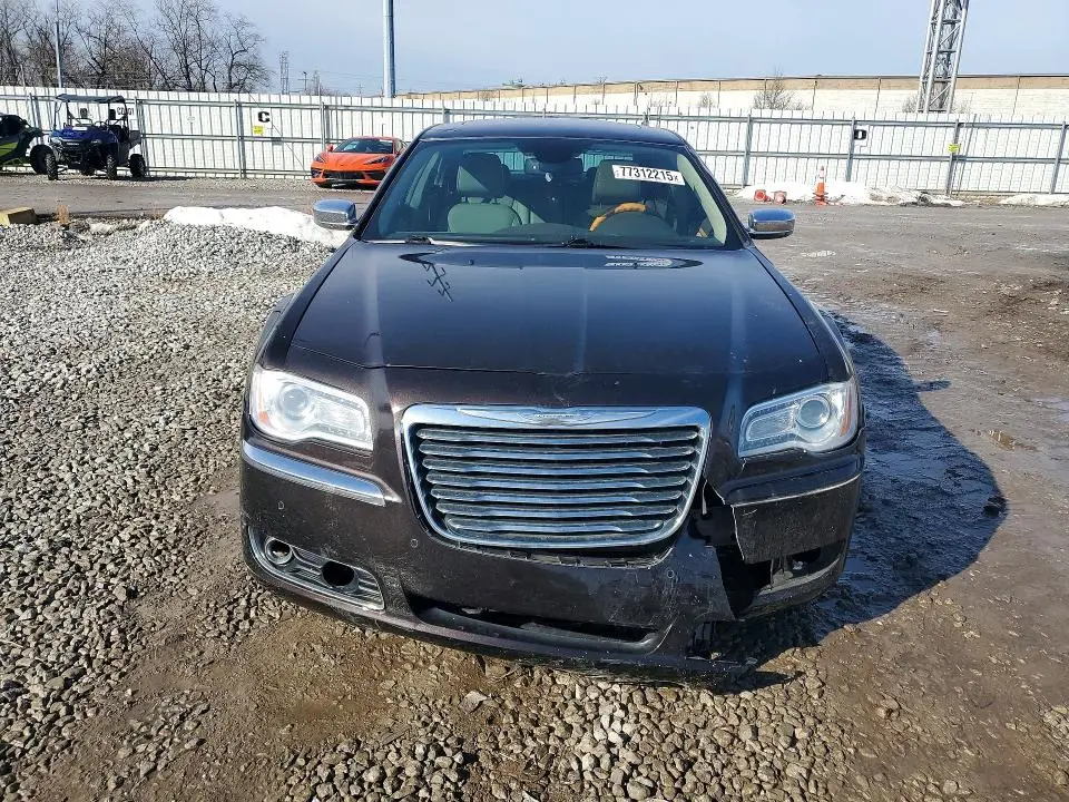 2012 CHRYSLER 300C   