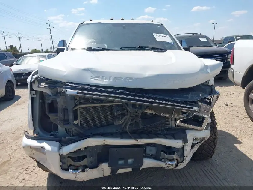 2022 FORD F-250 PLATINUM