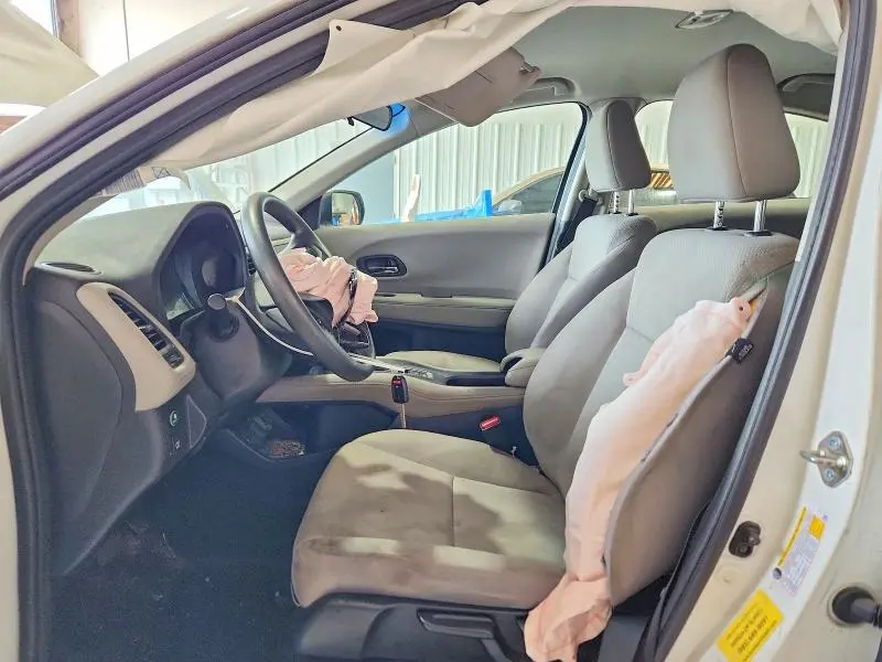 2018 HONDA HR-V LX  