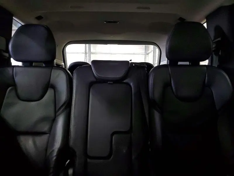 2018 VOLVO XC90 T5  