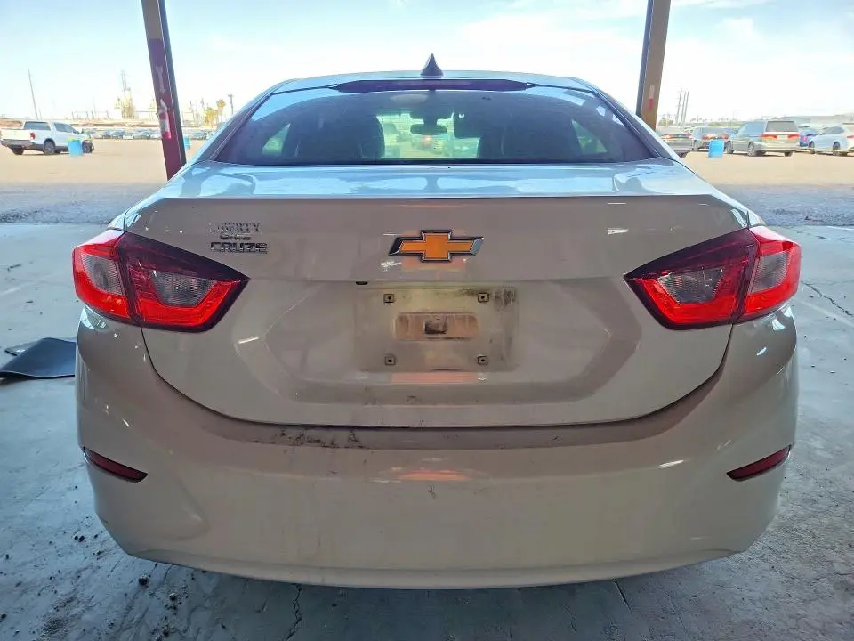 2018 CHEVROLET CRUZE LS  