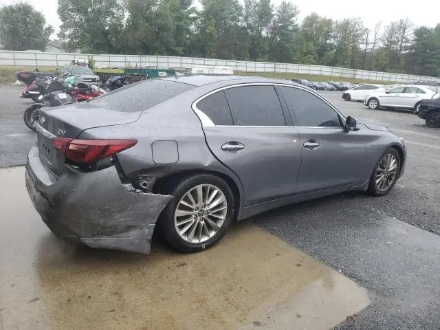 2021 INFINITI Q50 LUXE  