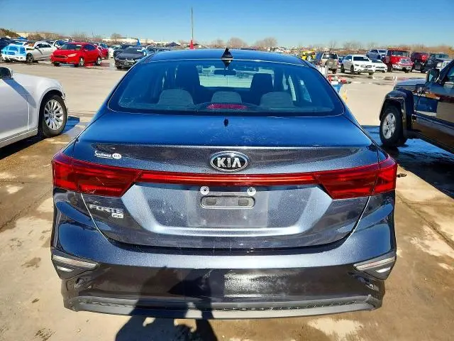 2021 KIA FORTE FE  