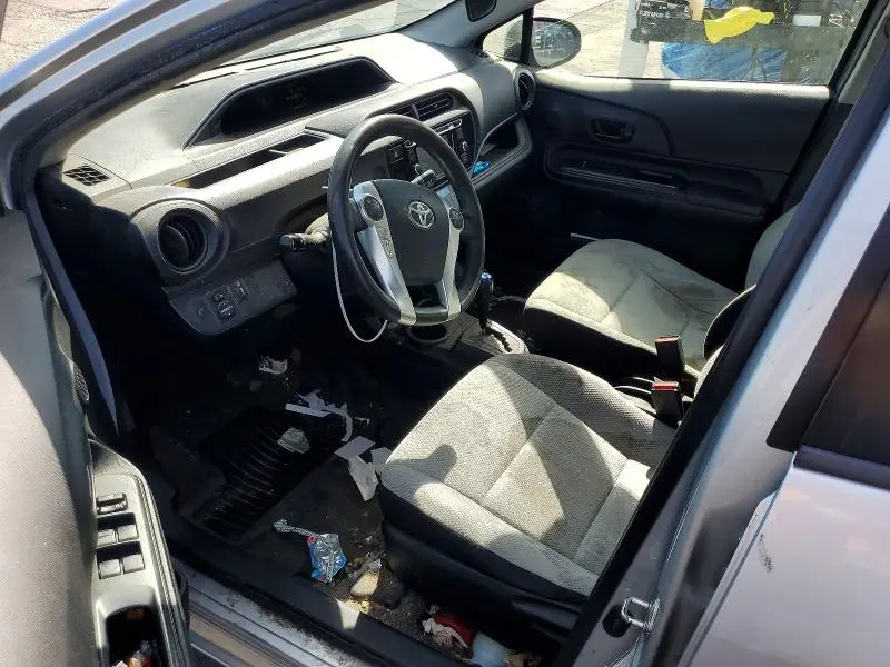 2015 TOYOTA PRIUS C ONE  