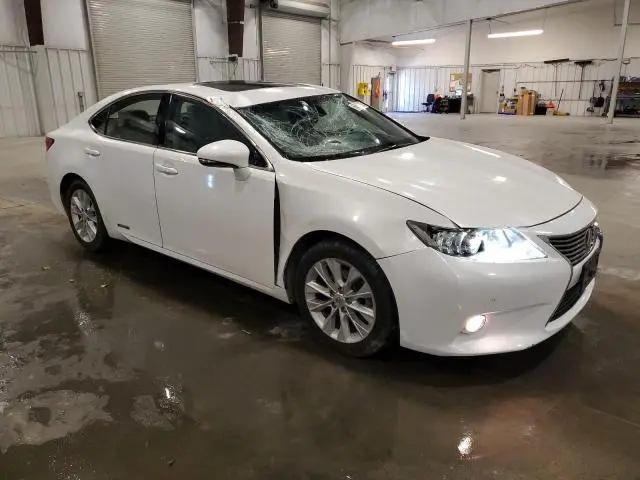 2013 LEXUS ES 300H  