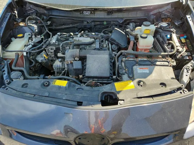 2011 TOYOTA PRIUS TWO  