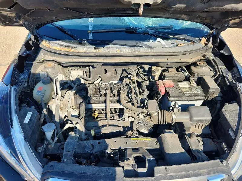 2019 NISSAN KICKS S  