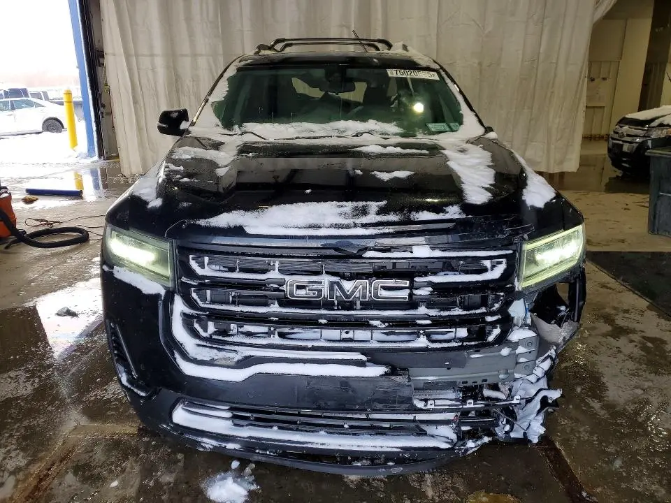 2022 GMC ACADIA SLE  