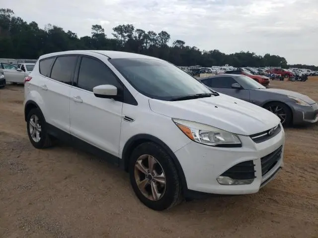2016 FORD ESCAPE SE  