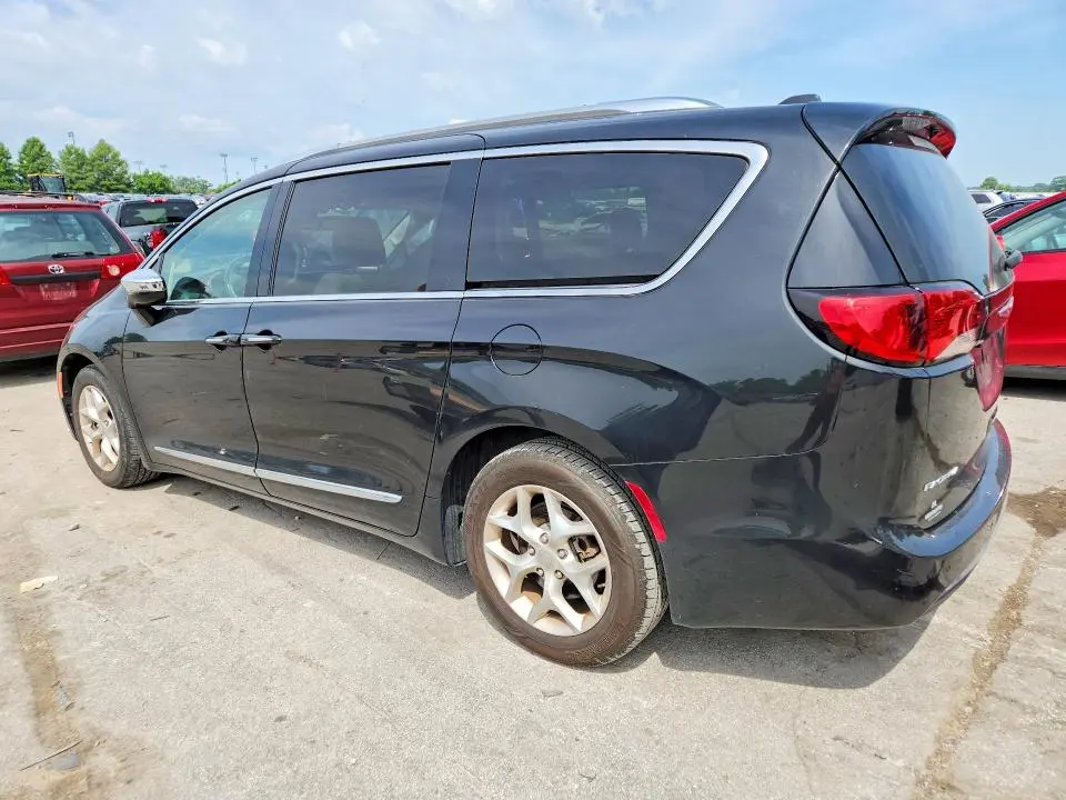2020 CHRYSLER PACIFICA LIMITED  