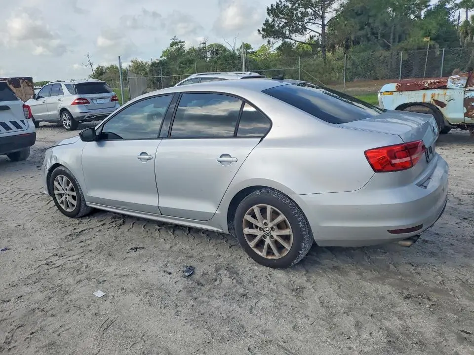 2015 VOLKSWAGEN JETTA SE  