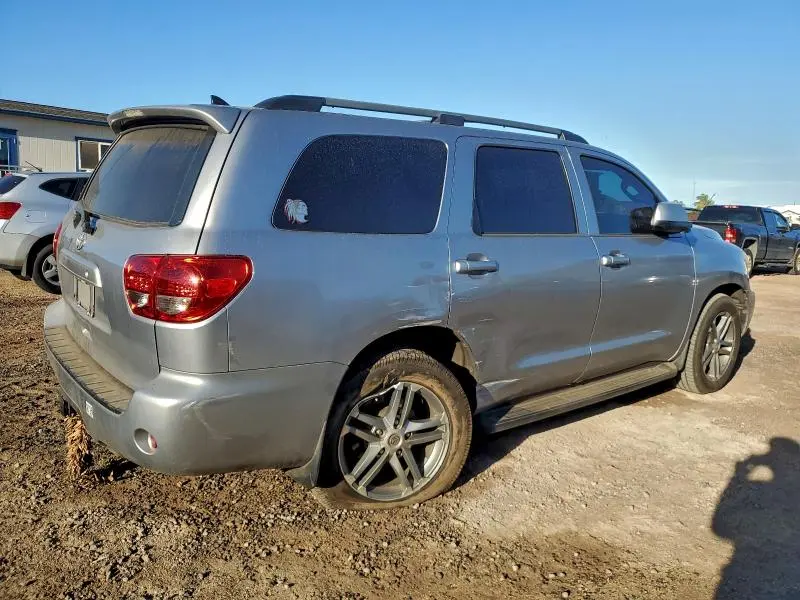 2013 TOYOTA SEQUOIA SR5  