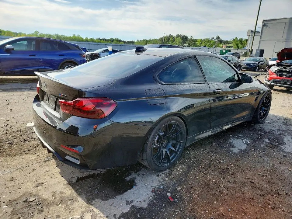 2016 BMW M4   