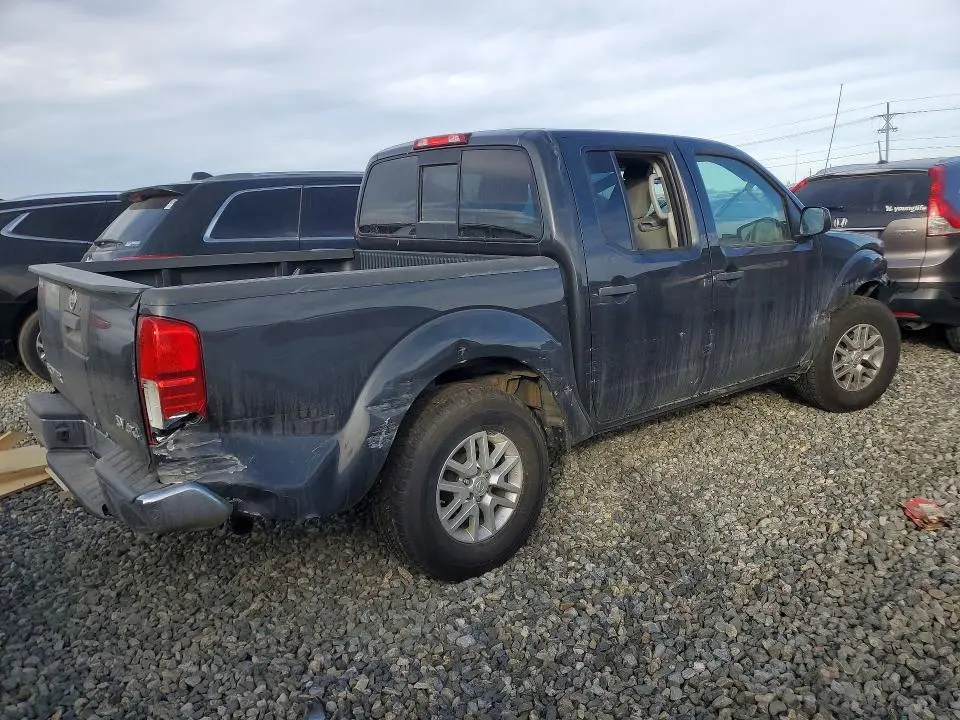 2025 NISSAN FRONTIER S  