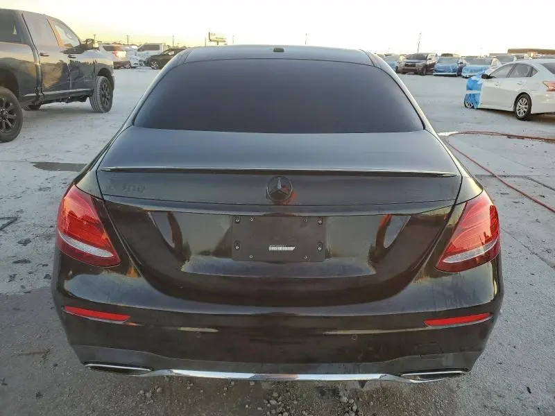 2018 MERCEDES-BENZ E 300  