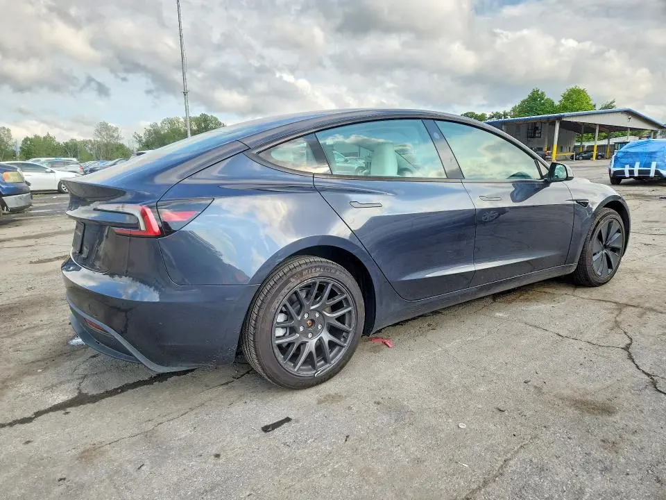 2025 TESLA MODEL 3   
