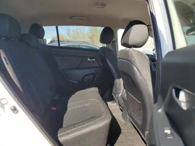 2016 KIA SPORTAGE EX  