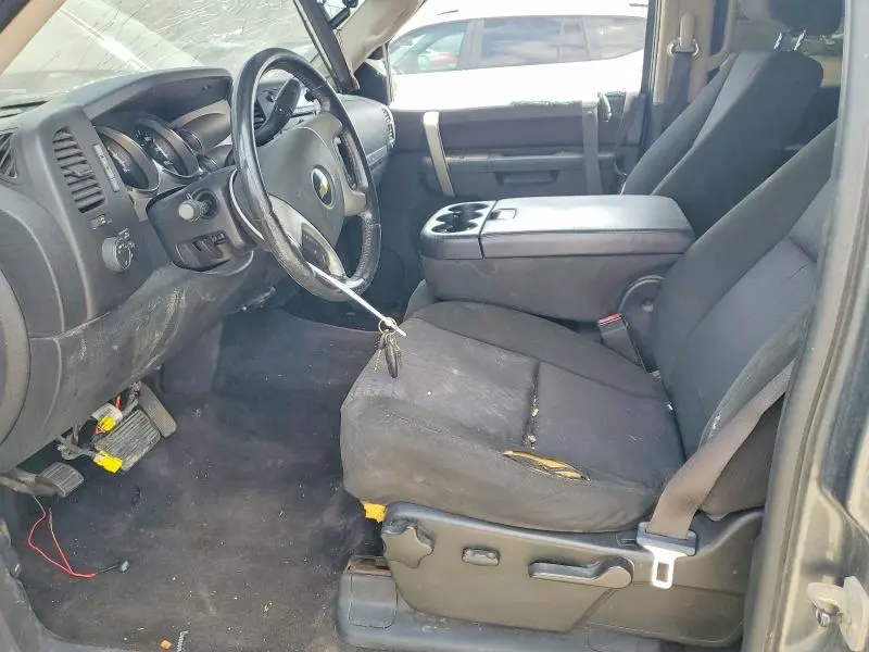 2011 CHEVROLET SILVERADO K1500 LT  