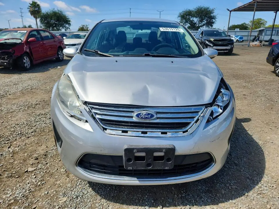 2013 FORD FIESTA SE  
