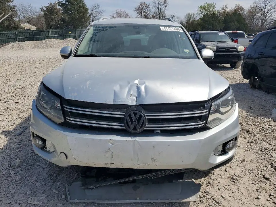 2012 VOLKSWAGEN TIGUAN S  