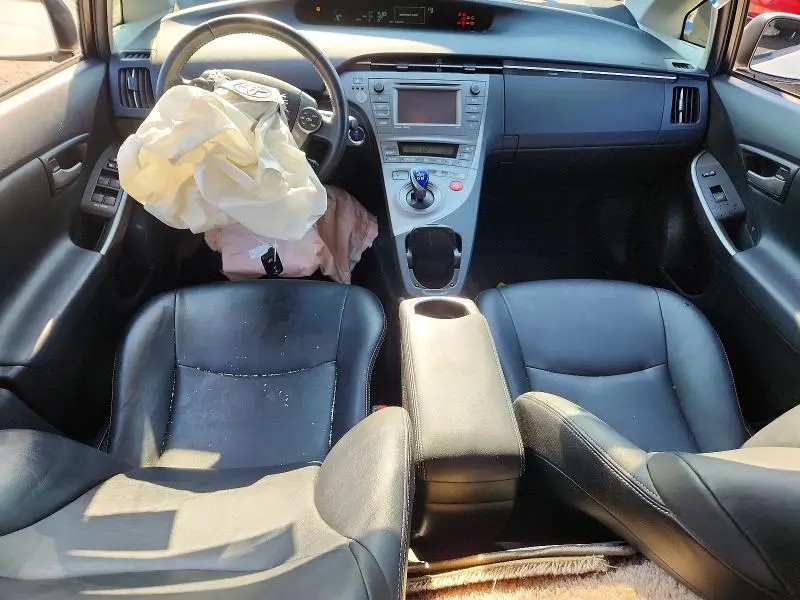 2015 TOYOTA PRIUS PERSONA SERIES  