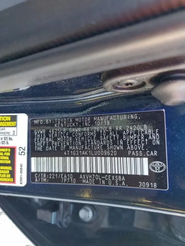 2020 TOYOTA CAMRY SE  