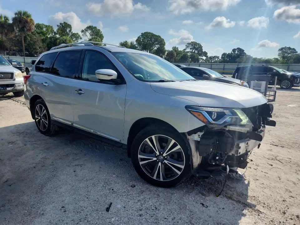 2020 NISSAN PATHFINDER PLATINUM  