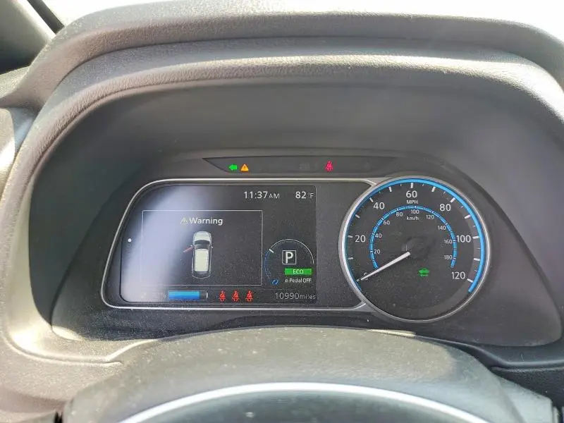 2025 NISSAN LEAF SV PLUS  