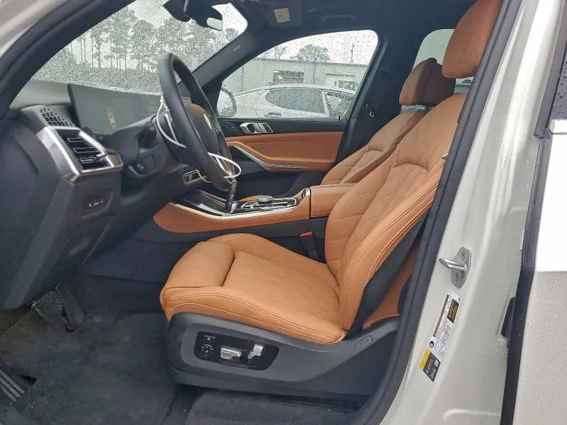 2025 BMW X5 XDRIVE50E  