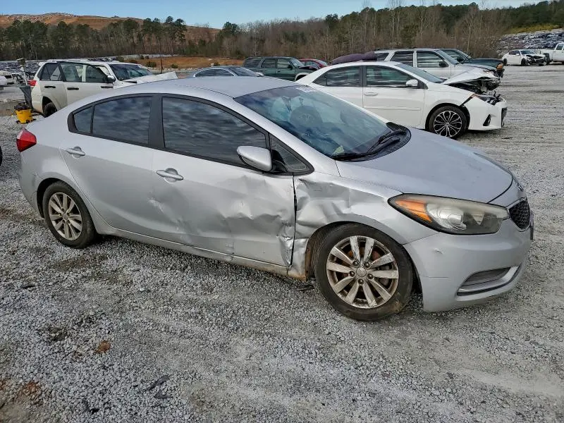 2016 KIA FORTE LX  