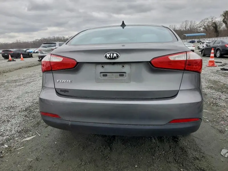 2016 KIA FORTE LX  
