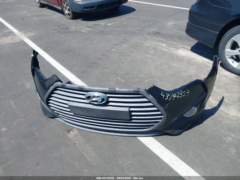 2013 HYUNDAI VELOSTER TURBO W/BLACK