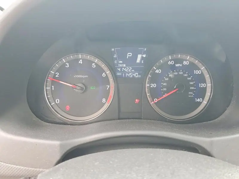 2013 HYUNDAI ACCENT GS  