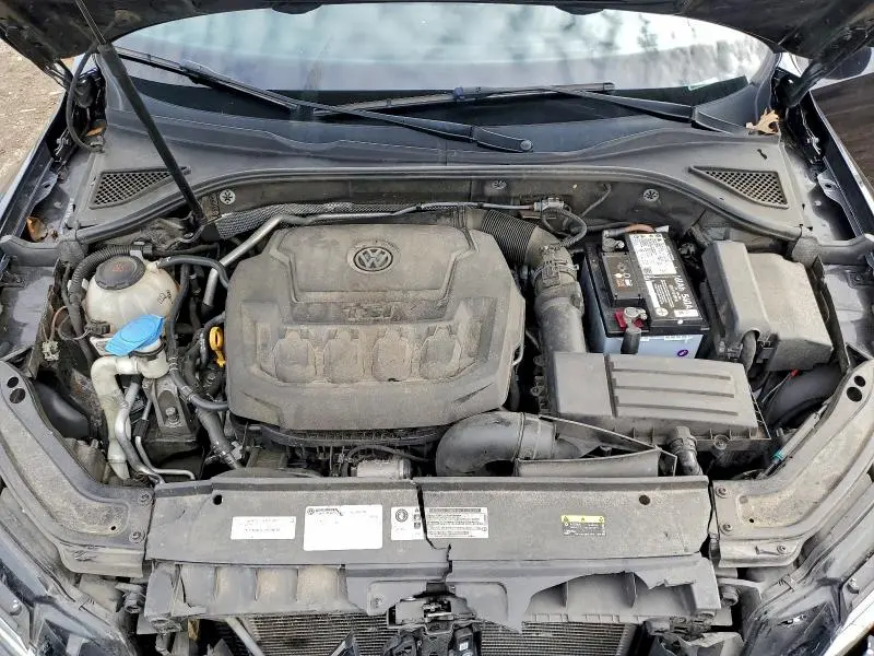 2018 VOLKSWAGEN PASSAT SE  