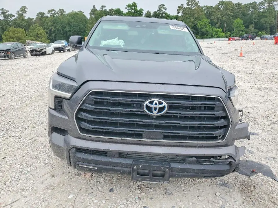 2024 TOYOTA SEQUOIA SR5  
