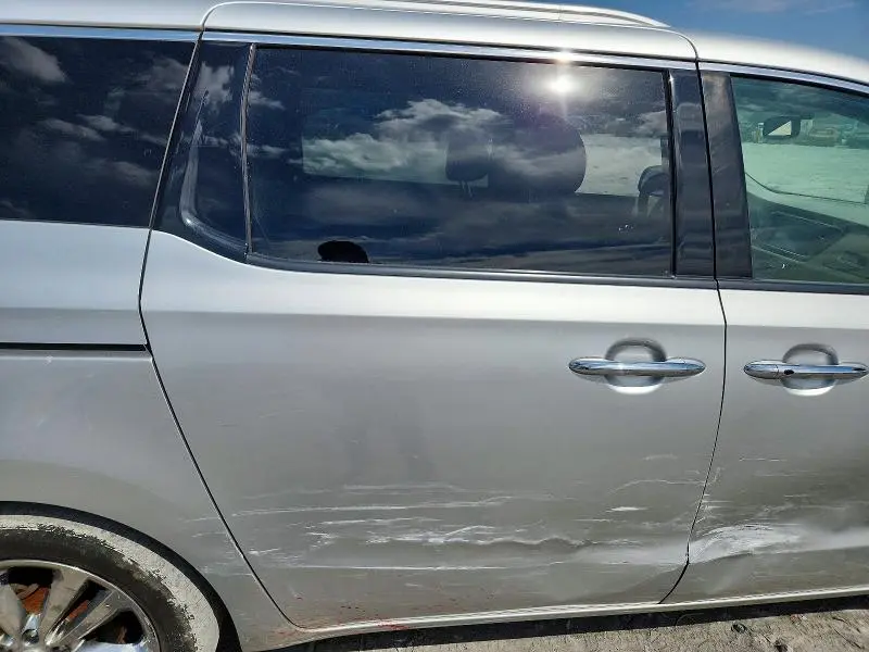 2016 KIA SEDONA LIMITED  
