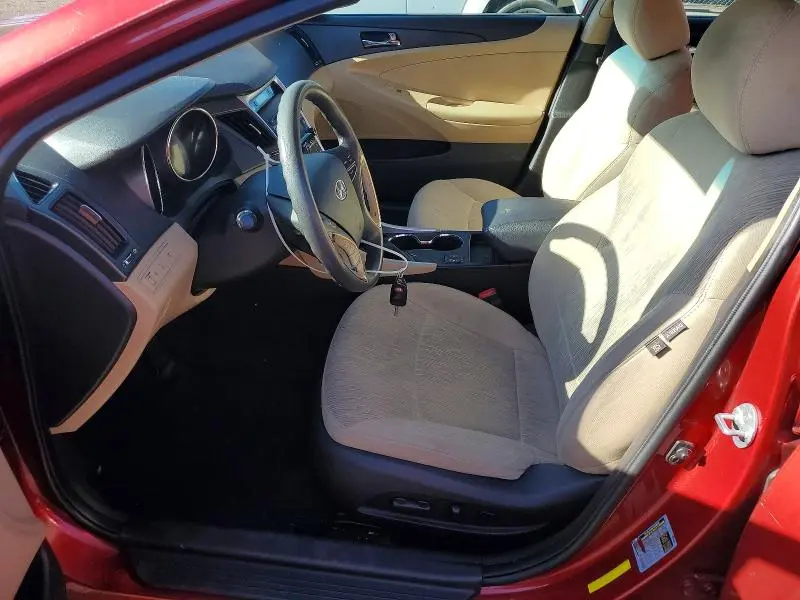2013 HYUNDAI SONATA GLS  