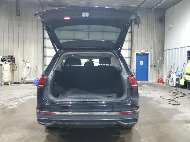 2022 VOLKSWAGEN TIGUAN SE  