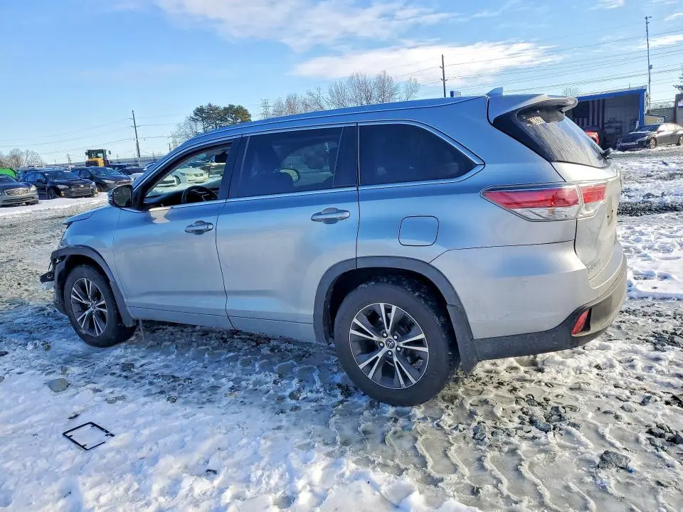 2016 TOYOTA HIGHLANDER XLE  